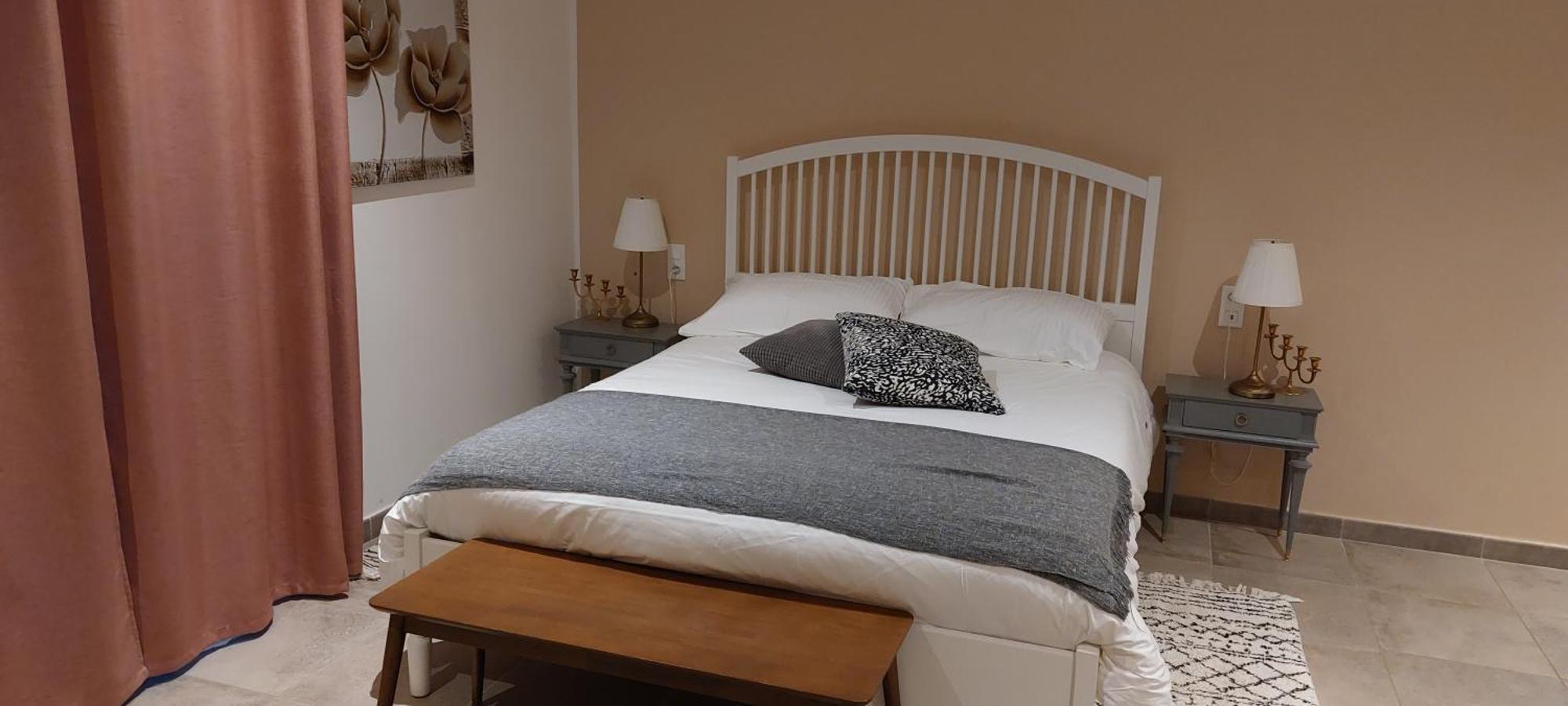Mas Elena Bed & Breakfast Generargues Exterior photo